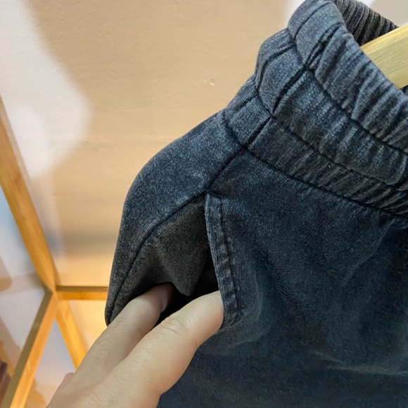 Z by Zella Jogger’s Sets. Size-For Size kindly check the measurement below - Picture 10 of 12